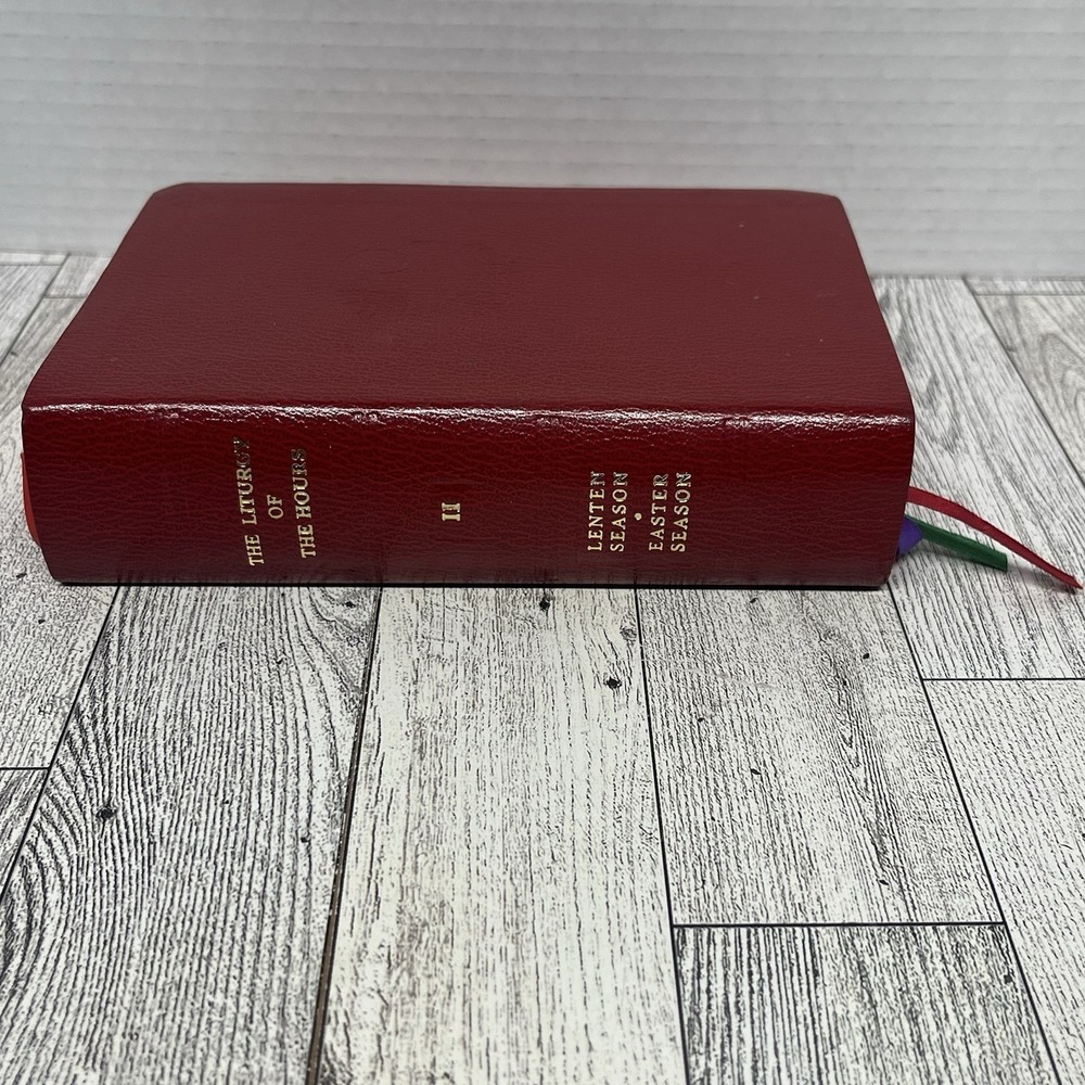 Liturgy of the Hours Vol. 2 Volume II: Lenten & Easter Season Catholic Book 1976